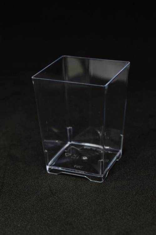Obrázek k výrobku 26538 - Cake Star plastový kelímok KUBIK – štvorcový, 110 ml