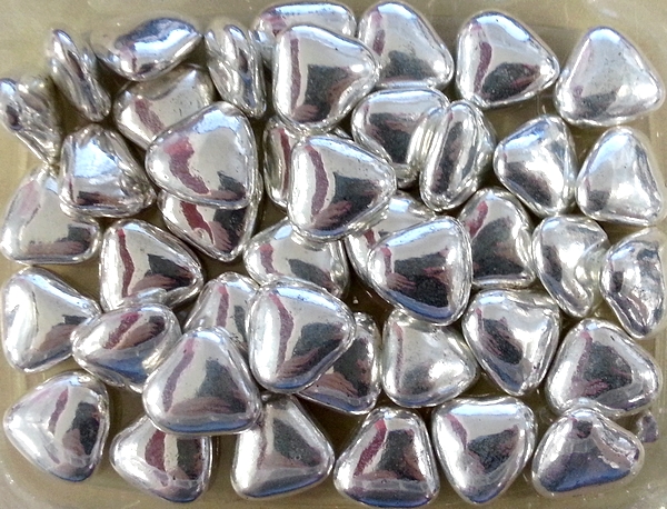 Obrázek k výrobku Čokoládová srdíčka stříbrná 50 g