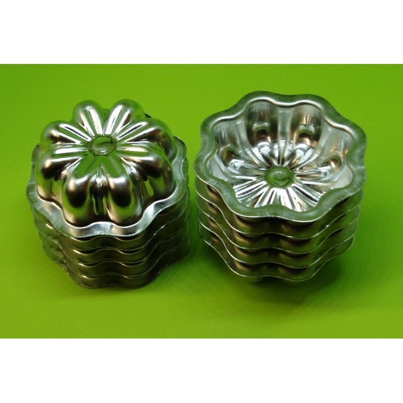 Obrázek k výrobku 25891 - Formičky Kvet -10ks (35mm)