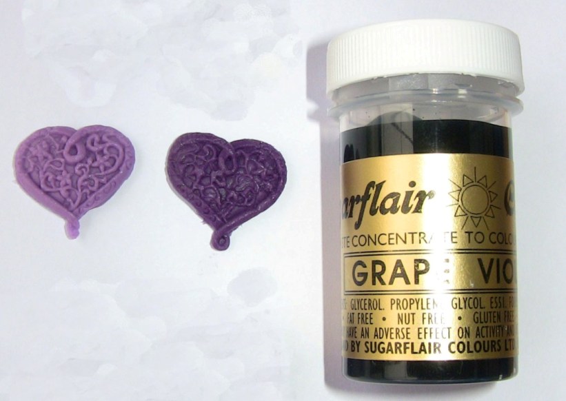 Obrázek k výrobku Gelová barva Sugarflair (25 g) Grape Violet