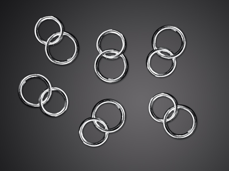 Obrázek k výrobku PartyDeco nejedlá dekorace Dvojité prstýnky stříbrné (25 ks)