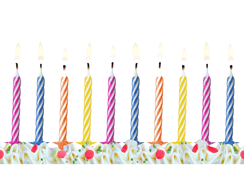 Obrázek k výrobku 17010 - PartyDeco sviečky žlté, oranžové, modré a ružové so stojánkami (10 ks)