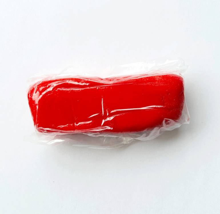 Obrázek k výrobku 26385 - Pravý marcipán červený 28% mandlí (100 g)