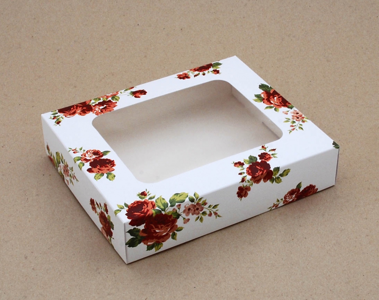 Obrázek k výrobku 20974 - Svadobná krabica na koláče Ružičky (18 x 15 x 3,7 cm)