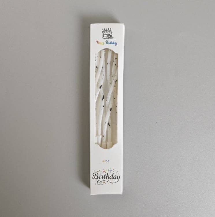 Obrázek k výrobku 26659 - Sviečky špirálové biele s čiernym zdobením (6 ks)