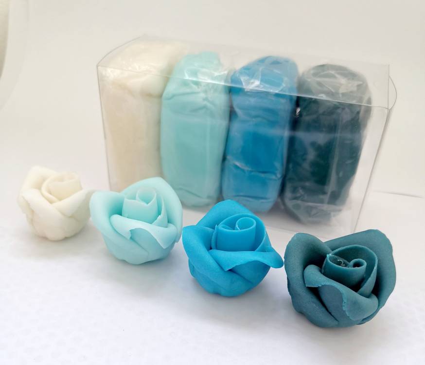 Obrázek k výrobku 27298 - SweetArt poťahovacie a modelovacie hmoty vanilkové biela a modrá (4x100 g)