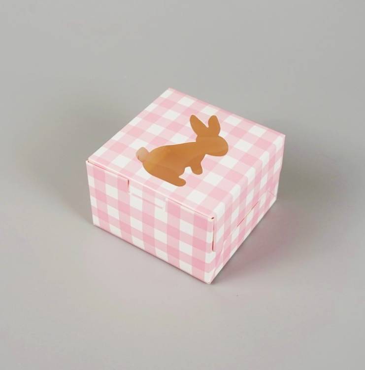 Obrázek k výrobku 26407 - Veľkonočná krabička kocka ružová (10x10x6, 5 cm)