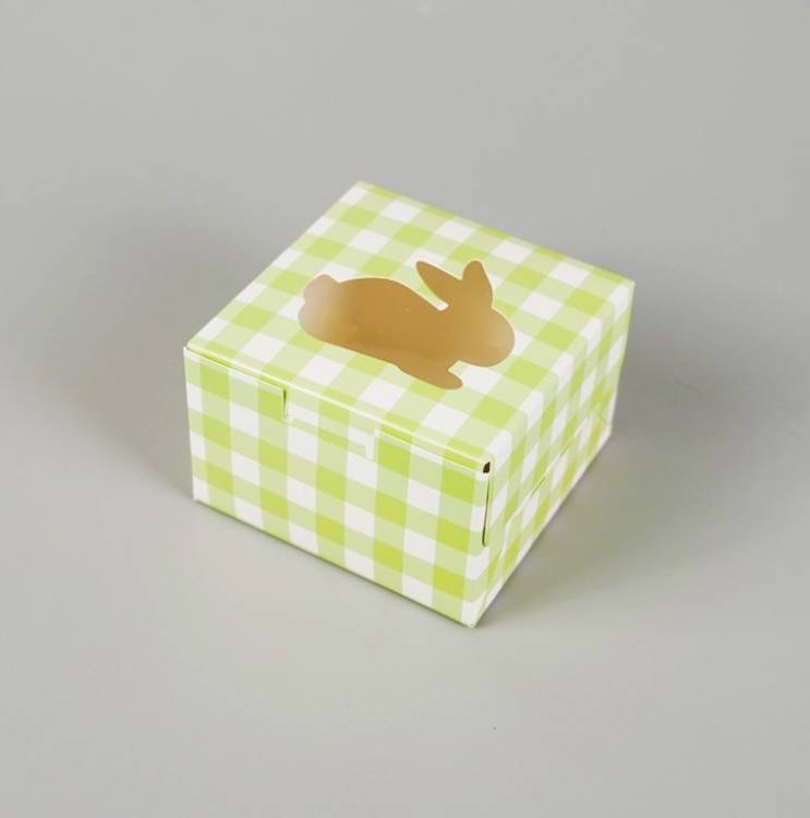 Obrázek k výrobku 26408 - Veľkonočná krabička kocka zelená (10x10x6,5 cm)