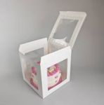 Obrázek k výrobku 26628 - Cake star Tortový box na torty s 5 oknami (25 x 25 x 25 cm)