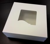 Detail k výrobkuTortová krabica biela štvorcová s okienkom (32 x 32 x 12 cm)(5 ks)
